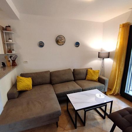 Apartments Zezelj Sveti Stefan Extérieur photo