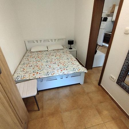 Apartments Zezelj Sveti Stefan Extérieur photo
