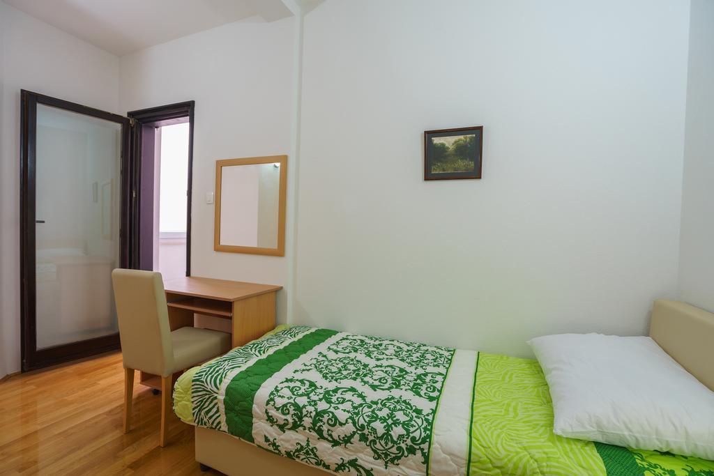 Apartments Zezelj Sveti Stefan Extérieur photo