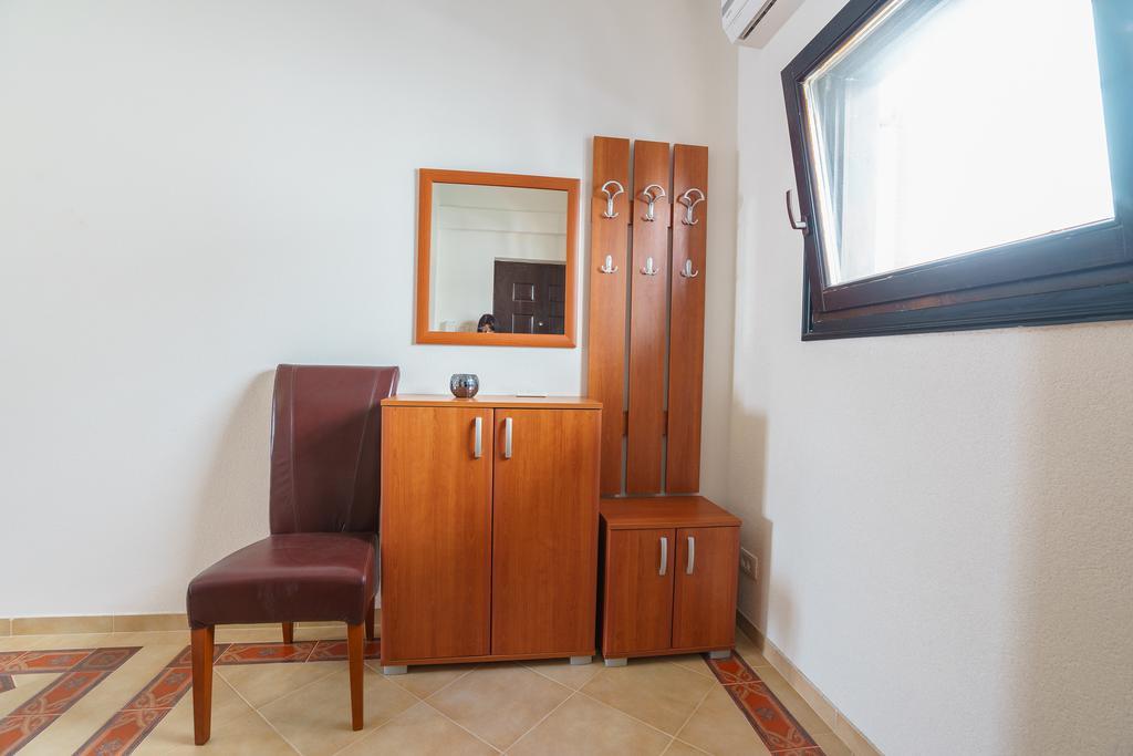Apartments Zezelj Sveti Stefan Extérieur photo
