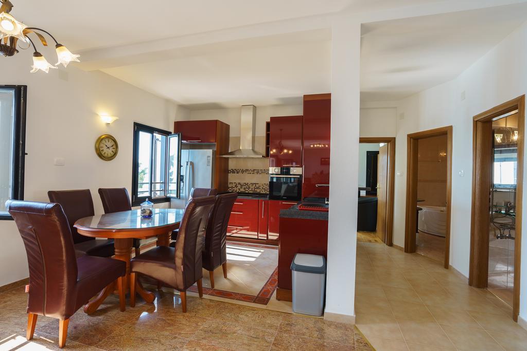 Apartments Zezelj Sveti Stefan Extérieur photo