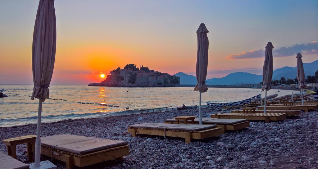 Apartments Zezelj Sveti Stefan Extérieur photo